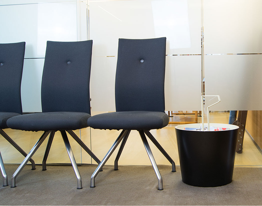 Wartesaal Praxis Lindenthal Köln.